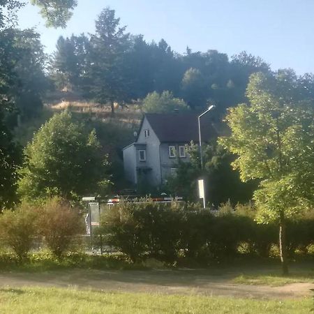 Suhl - Ihre Erholsame Arbeiterwohnung In Zentrumnaehe Exterior foto