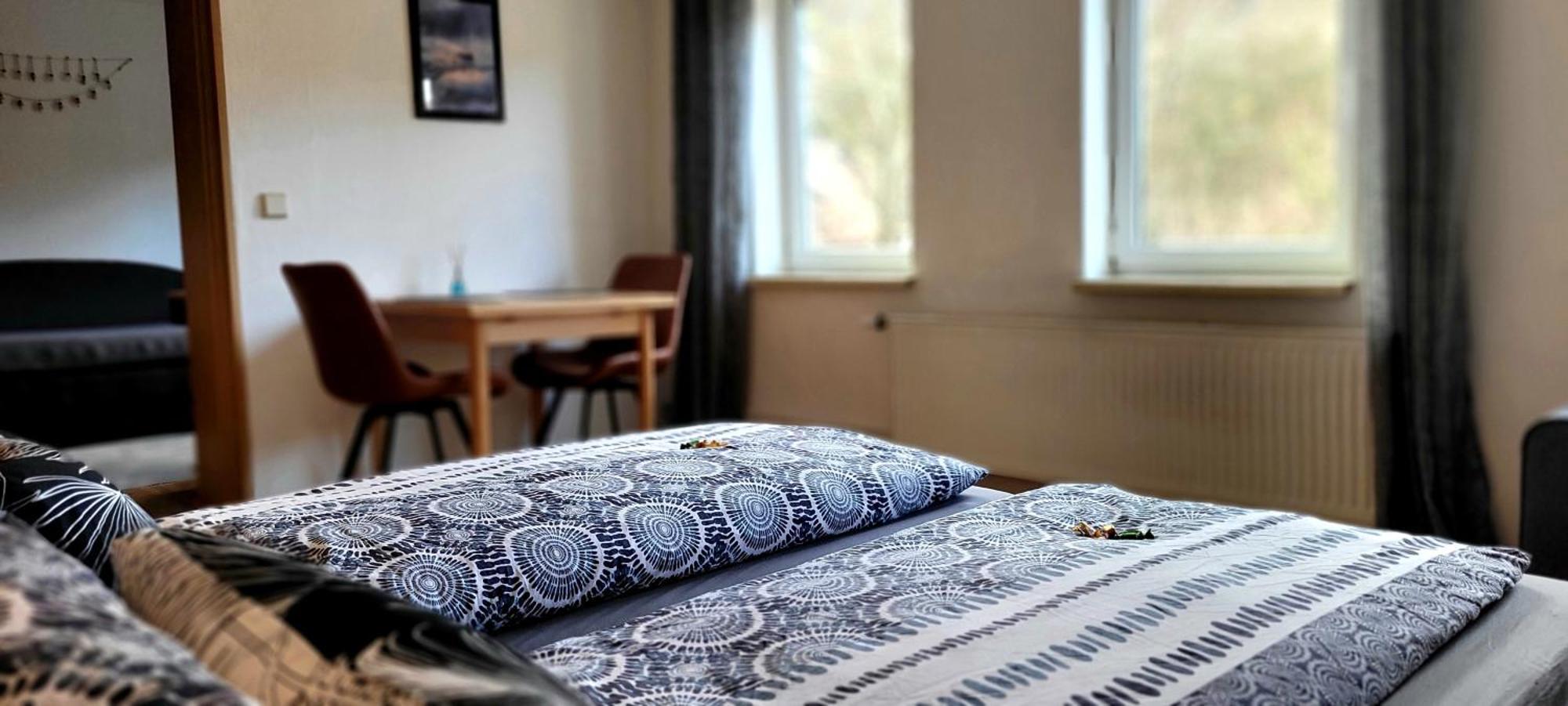 Suhl - Ihre Erholsame Arbeiterwohnung In Zentrumnaehe Exterior foto